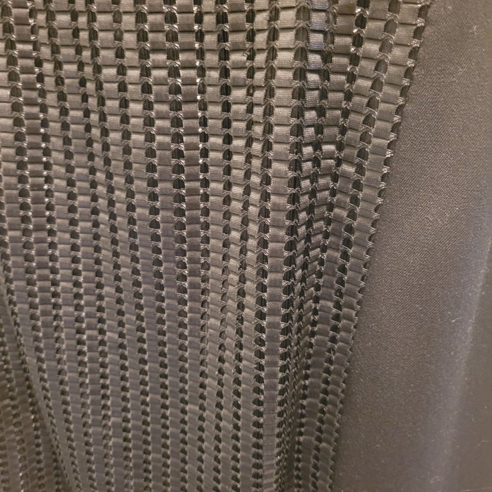 Dress - Picture 2 of 10